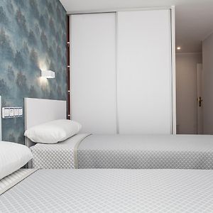 Habitación con 2 Camas Individuales